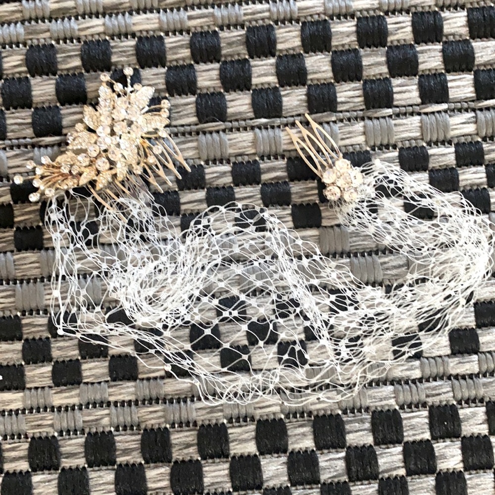 Crystal bride hair comb for updos.